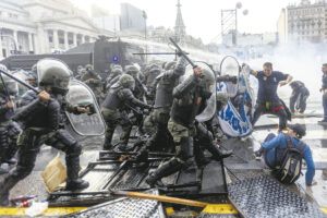 LOS SOBREVIVIENTES imagen-1