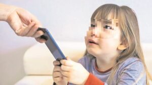 Uno de cada dos adolescentes tiene un uso adictivo de pantallas y advierten por los riesgos para la salud mental imagen-1