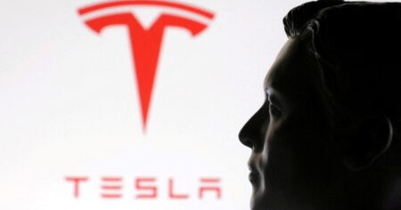 Se desploman las acciones de Tesla en medio de las acusaciones cruzadas entre Elon Musk y Donald Trump imagen-10
