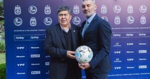 El Consejo Federal de AFA está de estrena: nueva pelota oficial Legea imagen-1