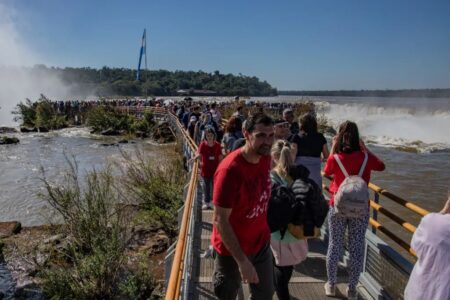 Cataratas del Iguazú, uno de los destinos preferidos del país este finde largo imagen-18