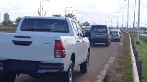 Crecen los cruces a Encarnación: a pesar de las filas, el tránsito es ágil y fluido imagen-2