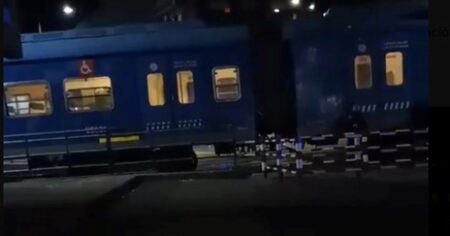 Un tren arrolló a dos jóvenes en Villa del Parque: murieron en el acto imagen-16