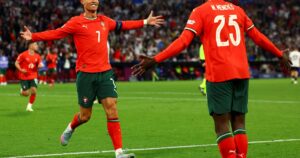 Video: con polémicas y uno de Cristiano, los goles de la victoria de Portugal ante Alemana imagen-2