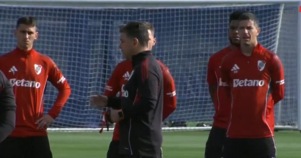 Mundial de Clubes: con cinco grandes noticias y tras una larga charla de Gallardo, River tuvo su primera práctica en Seattle imagen-4