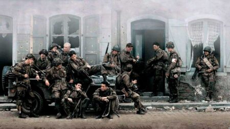 "Es una de las grandes escenas en la historia de la televisión": Un historiador pone por las nubes la mejor serie de Steven Spielberg imagen-7
