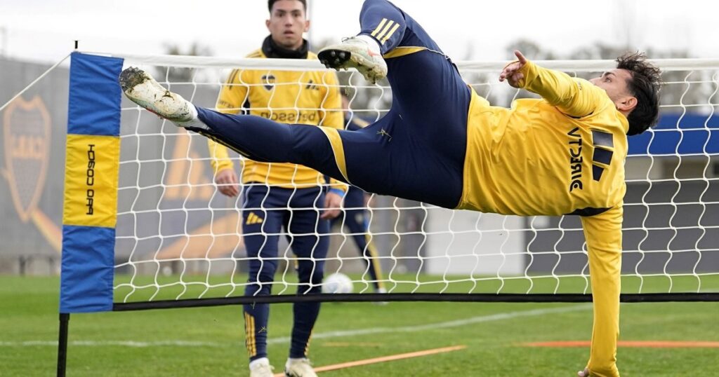 El plan de Russo con Paredes en el 11 de Boca para jugar con Huracán imagen-4