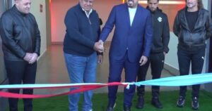 Con la presencia del Chiqui Tapia, Riquelme y otros dirigentes, Barracas presentó su estadio remodelado imagen-2