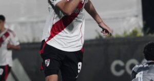 La historia de Dadín, el pibe de los 100 millones: los grandes números, su fanatismo por Julián Álvarez y el gol a Boca imagen-2