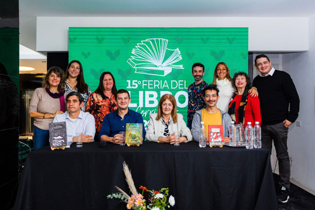 Misiones dijo presente en la feria del Libro de Corrientes imagen-4