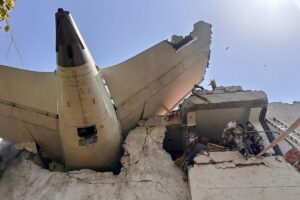 Crecen las teorías sobre el estado mental del piloto, pero la India apunta a Boeing por el accidente aéreo imagen-3