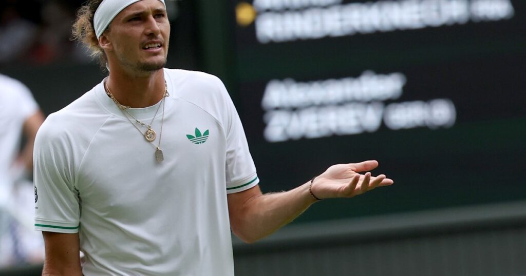 Alexander Zverev quedó eliminado en primera rueda de Wimbledon y abrió su corazón: "A veces me siento solo y lo paso mal" imagen-99