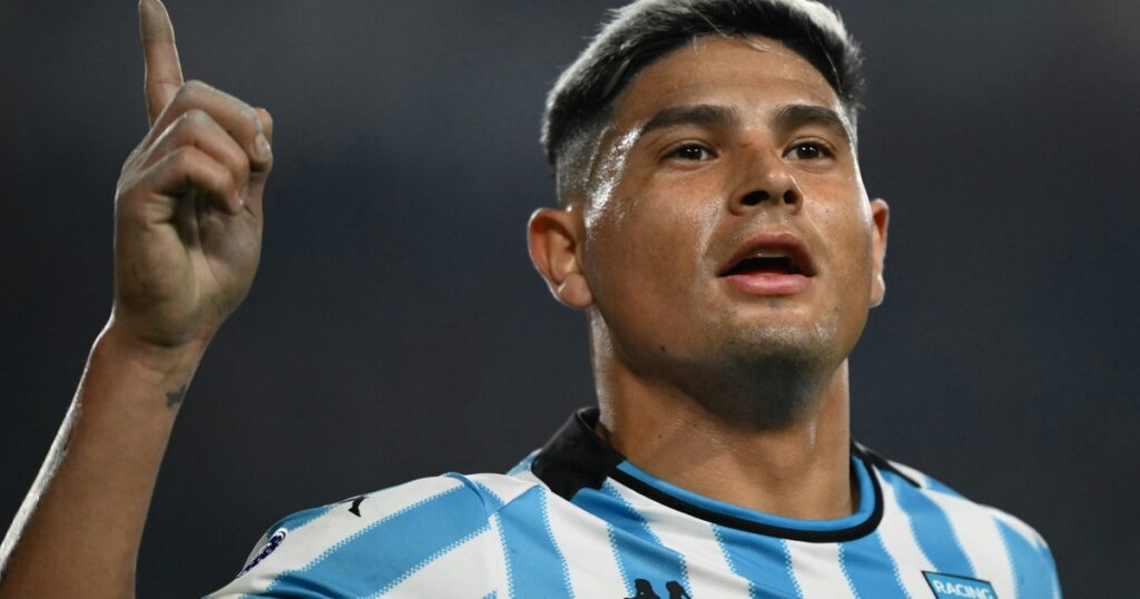 River, expectante: Salas se entrena en Racing antes de ejecutar la cláusula y ¿viaja a San Luis? imagen-42