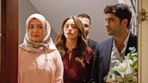 El capítulo de 'Mundos opuestos' que provocó la censura de la serie en Turquía imagen-2