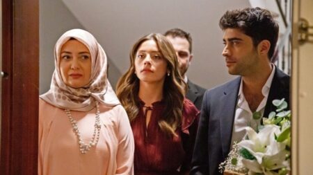 El capítulo de 'Mundos opuestos' que provocó la censura de la serie en Turquía imagen-9