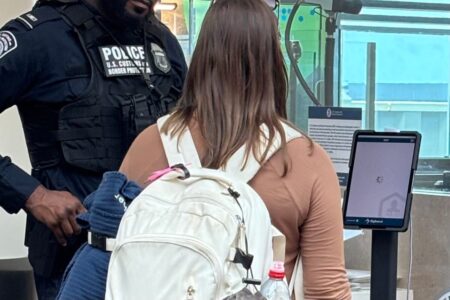 Este aeropuerto de Estados Unidos tendrá nueva tecnología de la CBP para los viajes de verano 2025 imagen-12