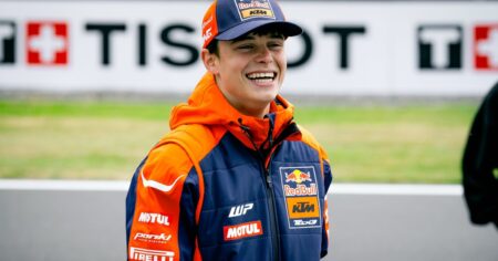 Valentín Perrone con Olé: el podio, el champagne que no pudo tomar y el sueño de ganar una carrera imagen-16