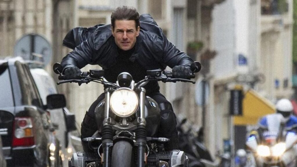 Tom Cruise salvó la vida de una actriz mientras daba un paseo en moto... Y no fue la única vez imagen-5