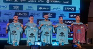 Con Lisandro López como la cara principal, Belgrano presentó a sus cinco refuerzos imagen-2