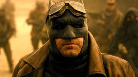 Este plano puede parecer capricho del director, pero está revelando el arma secreta de Batman para acabar con Superman imagen-6