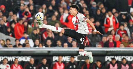 El emotivo mensaje de Maxi Meza a su hermano luego de su debut en la Primera de River imagen-17