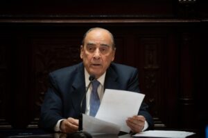 🔴 En vivo. Francos ratificó que habrá veto para todo imagen-4