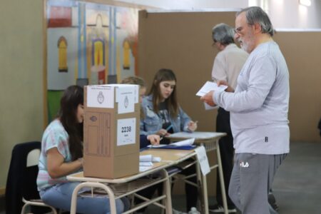 El desafío de volver a seducir al electorado imagen-6