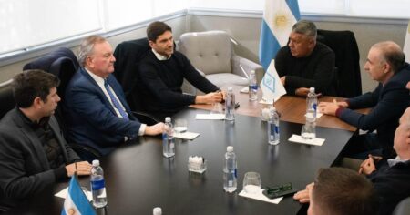 Con fuertes críticas a Milei y a Kicillof, Somos Buenos Aires busca instalarse como opción en la Provincia imagen-16