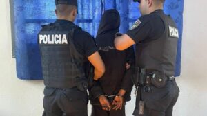 Atraparon a “Apu” en Alem: robó la recaudación de un repartidor y llevaba droga al momento de su detención imagen-1
