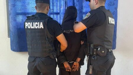 Atraparon a “Apu” en Alem: robó la recaudación de un repartidor y llevaba droga al momento de su detención imagen-25