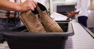 Controles de seguridad en los aeropuertos de Estados Unidos: ya no exigirán que los pasajeros se saquen el calzado imagen-4