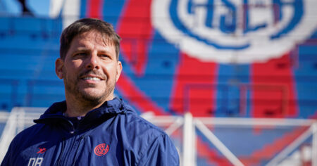Damián Ayude, DT de San Lorenzo y obsesionado por el fútbol: "Yo no soy Klopp ni Mourinho, pero si damos el 110% nos vamos a convertir en un equipo peligroso" imagen-15
