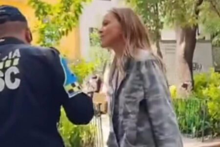 La presidenta de México repudió a la argentina que realizó insultos racistas contra un agente de tránsito imagen-9