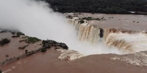 Las Cataratas del Iguazú deslumbran con un caudal cuatro veces superior al habitual imagen-8