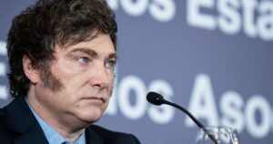 Javier Milei en la Cumbre del Mercosur, EN VIVO: el Presidente encabeza el encuentro de jefes de Estado y le cederá el mando del bloque a Lula da Silva imagen-4