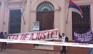 Docentes rechazan la propuesta salarial del Gobierno: “Es una burla”, afirman desde el FTEL imagen-1