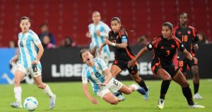Argentina es superior pero empata con Colombia en semifinales imagen-4