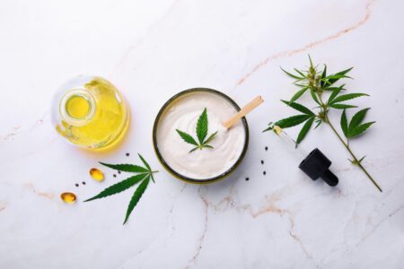 Un especialista analizó los efectos del cannabis medicinal para tratar la ansiedad y el insomnio crónico imagen-7