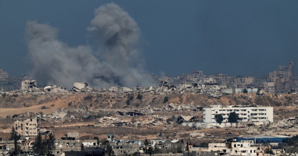 Nueva ronda de negociaciones para una tregua en Gaza y la liberación de rehenes, en la antesala de la reunión de Donald Trump y Benjamin Netanyahu imagen-98
