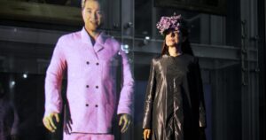 Alicia Framis, primera mujer en casarse con un holograma: "Ailex nació con el propósito de ayudarme en mi soledad" imagen-1