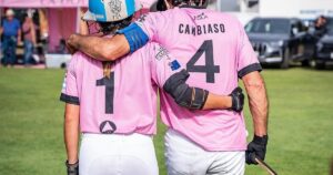 Adolfo Cambiaso y otro festejo para la historia: con su hija Mia, de 22 años, fueron campeones del Abierto Británico imagen-3
