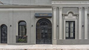 Así está hoy la casa de Alfonsín en Chascomús: fue recuperda y convertida en un hotel boutique imagen-1