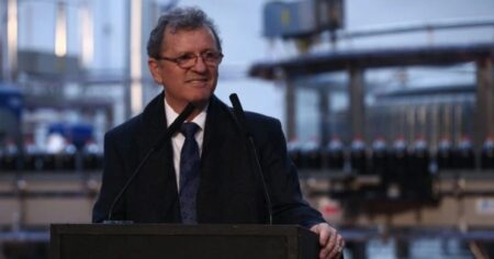 Un cuestionado empresario amplía sus negocios: el dueño de Manaos compró otra marca low cost imagen-10