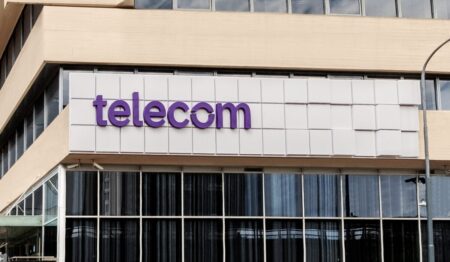 Telecom captó otros US$200 millones del mercado internacional imagen-8