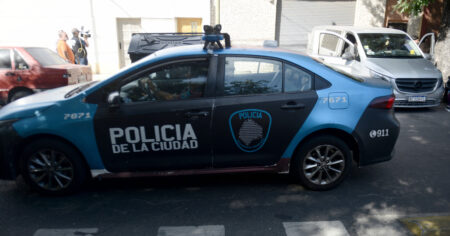 El conductor de una camioneta atropelló y mató a un ciclista en Palermo y se fugó tras dejar tirada a la víctima imagen-7