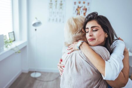 Un reconocido experto revela cómo es la psicología detrás de las personas que son ‘demasiado buenas’ imagen-7