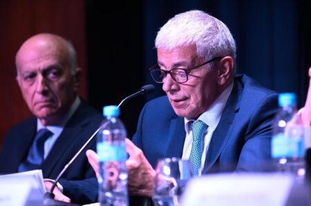 El Gobierno postergó por 3 meses la entrada en vigor del nuevo Código Procesal Penal y abrió una pelea con los fiscales imagen-7