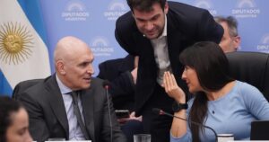 La privatización más buscada por el Gobierno está trabada en el Congreso imagen-2
