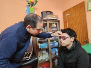 Más de 60 vecinos de San José accedieron a controles y anteojos gratuitos con el programa Mirar Mejor imagen-3