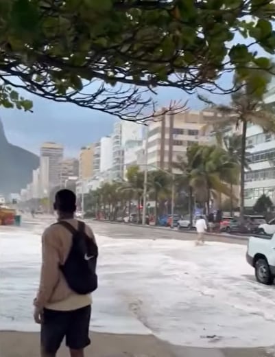 El video que muestra el potente ciclón tropical en Brasil: más de 40 muertos en medio de ráfagas de 120 km/h imagen-6